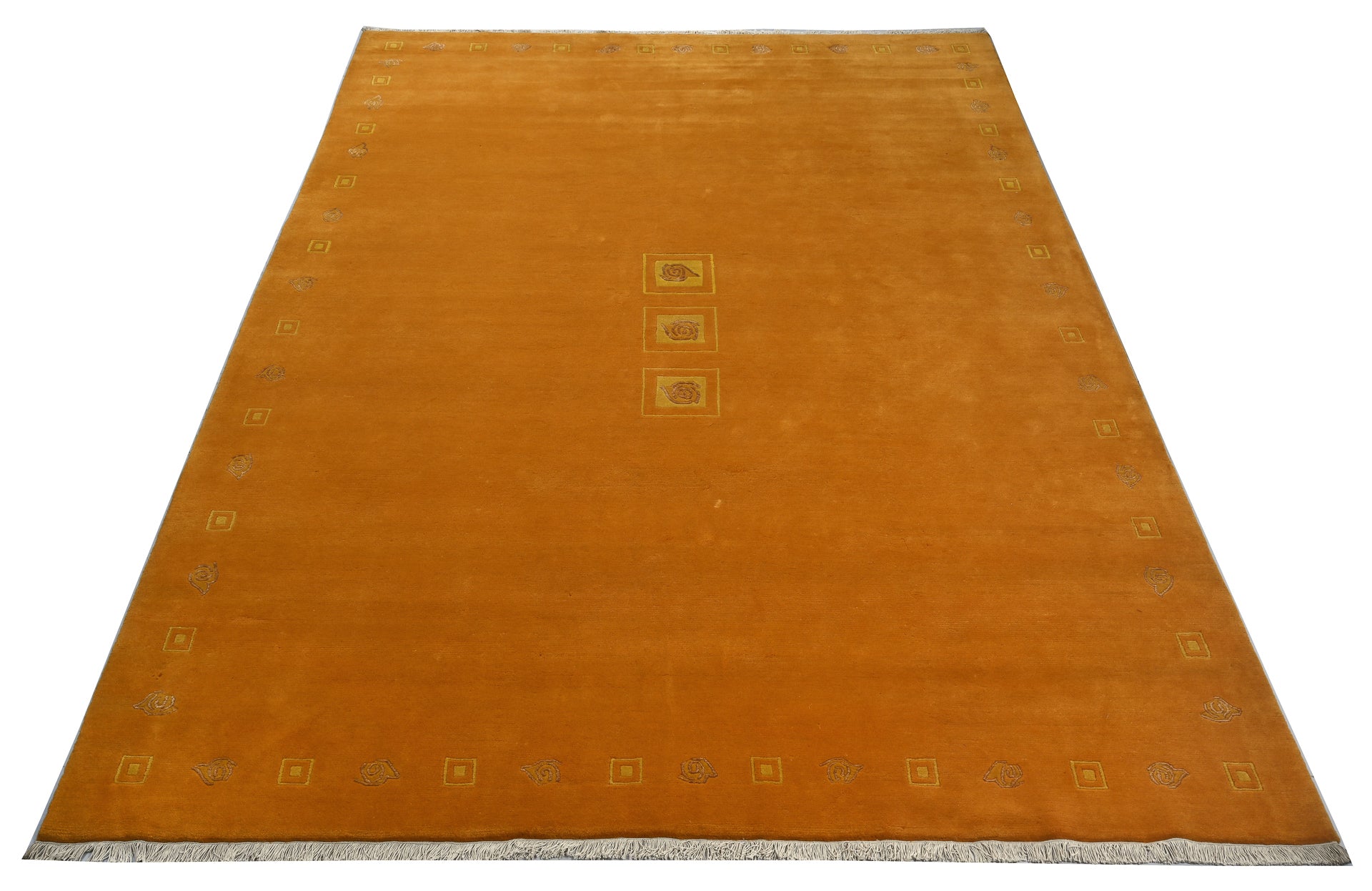 Handgeknüpfter tibeter Teppich in gold gelb mit Retro Bordüre – Neuwertig