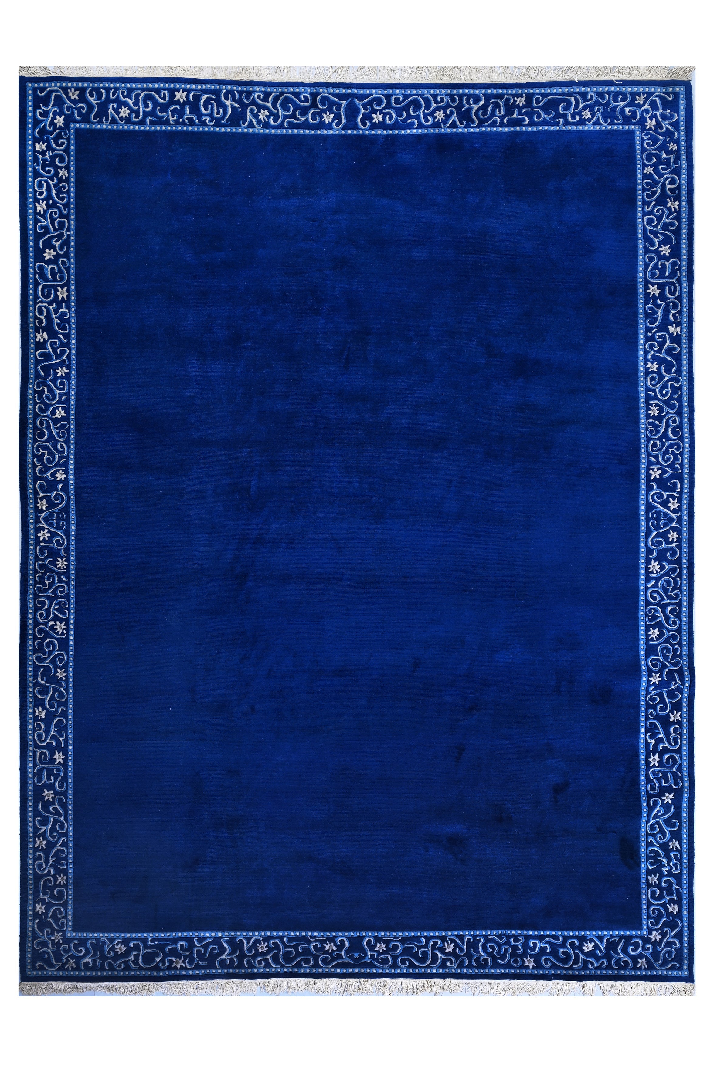 Handgeknüpfter tibetischer Teppich in blau mit Retro-Bordüre – Neuwertig