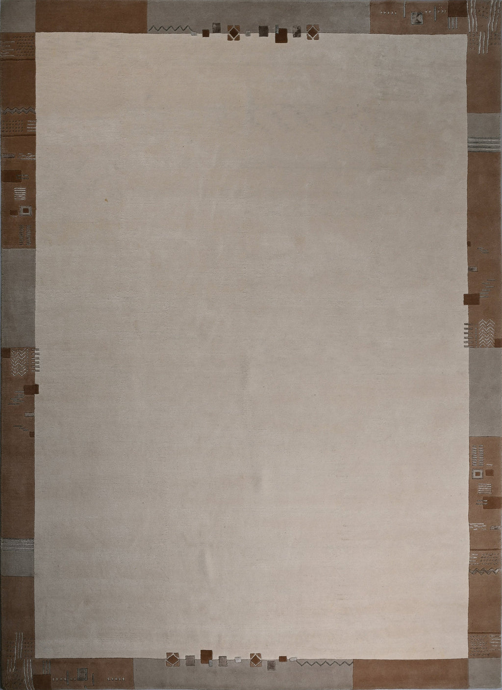 Handgeknüpfter Tibeter Teppich in beige mit Retro Bordüre – Neuwertig