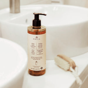 {"class" => "product-thumbnails__image", "alt" => ""}