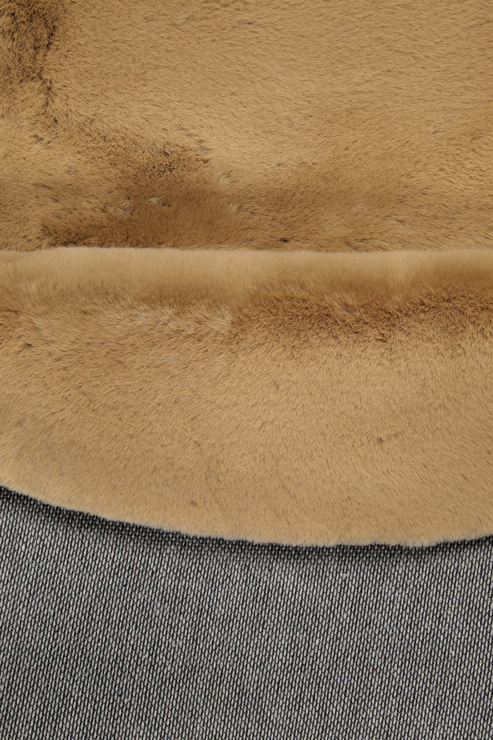 Esprit Teppich Rund Caramel Beige und sehr flauschig Hochflor "Alice"