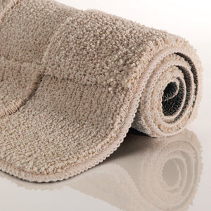 {"class" => "product-thumbnails__image", "alt" => "Badteppich von BathKing by WECONhome Davie Sand Beige zwei rechteckige Matten übereinander gelegt, Draufsicht mit geometrischem Reliefmuster"}