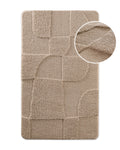 Badteppich von BathKing by WECONhome Davie Beige, Draufsicht mit Detailkreis der Florstruktur und eingeprägtem Muster auf weißem Hintergrund