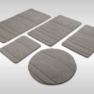 {"class" => "product-thumbnails__image", "alt" => "Badteppich von BathKing by WECONhome Marc Basalt Grau Set aus rechteckigen und runden Badmatten, mehrere Größen auf hellem Hintergrund angeordnet"}