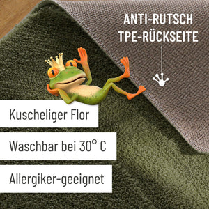 {"class" => "product-thumbnails__image", "alt" => "Badteppich von BathKing by WECONhome Marc Kiefer Grün Detailaufnahme Flor auf Holzfußboden, eingeblendete Hinweise zu rutschhemmender Rückseite und Waschbarkeit"}