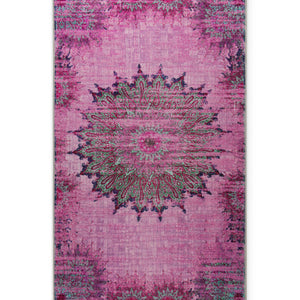 {"class" => "product-thumbnails__image", "alt" => "Vintage-Badteppich Healing in Violett-Multi als Freisteller mit großem orientalischem Mandala."}