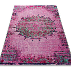 {"class" => "product-thumbnails__image", "alt" => "Vintage-Badteppich Healing in Violett-Multi in schräger Perspektive mit dekorativem Mandala-Design."}
