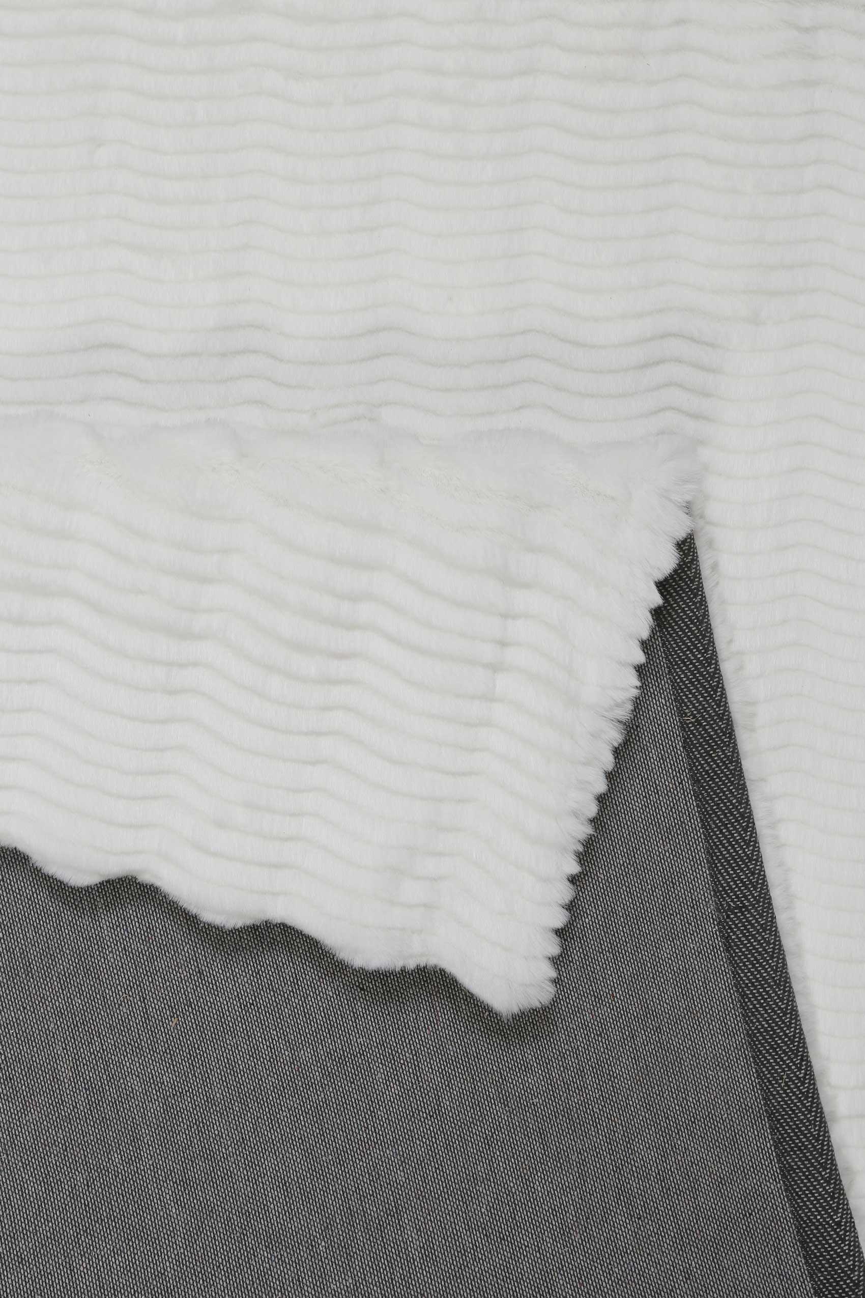 Esprit Kunstfell Teppich Weiß und sehr flauschig Hochflor "Alice Beach"