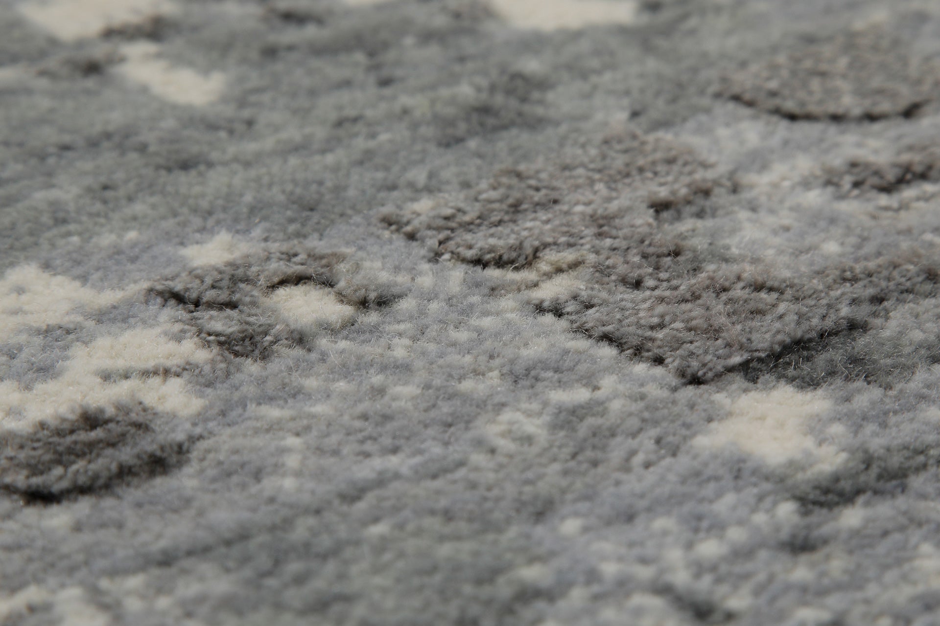 Esprit Kurzflor Teppich Grau aus Wolle "Brookville"