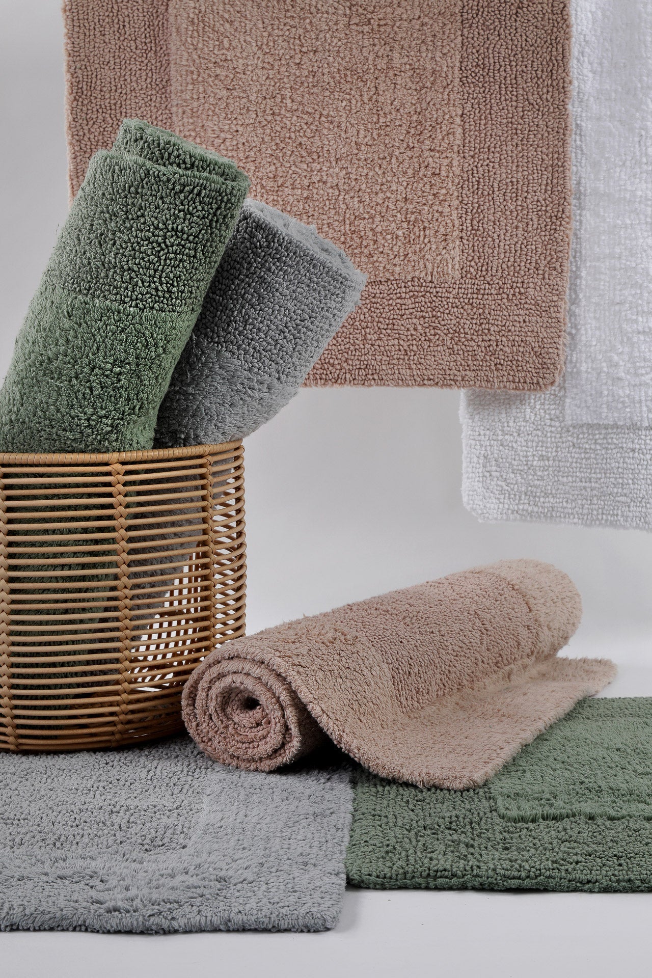 Badteppich Weiß "Finn" WECONhome Basics