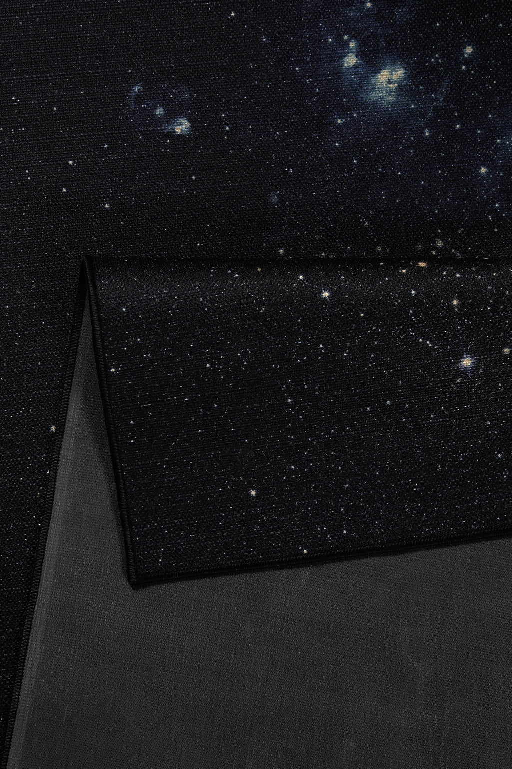 Gewebter Gamerteppich bedruckt Schwarz Multi "Galactic Glow" WECONhome