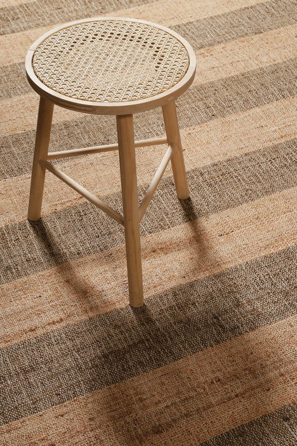 Handwebteppich Beige Braun aus Naturfaser "Virgil" Green Looop