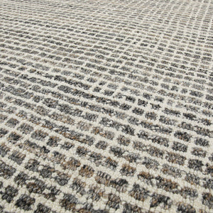 {"class" => "product-thumbnails__image", "alt" => ""}