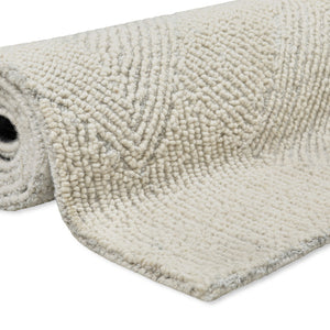 {"class" => "product-thumbnails__image", "alt" => ""}