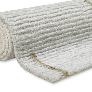 {"class" => "product-thumbnails__image", "alt" => ""}