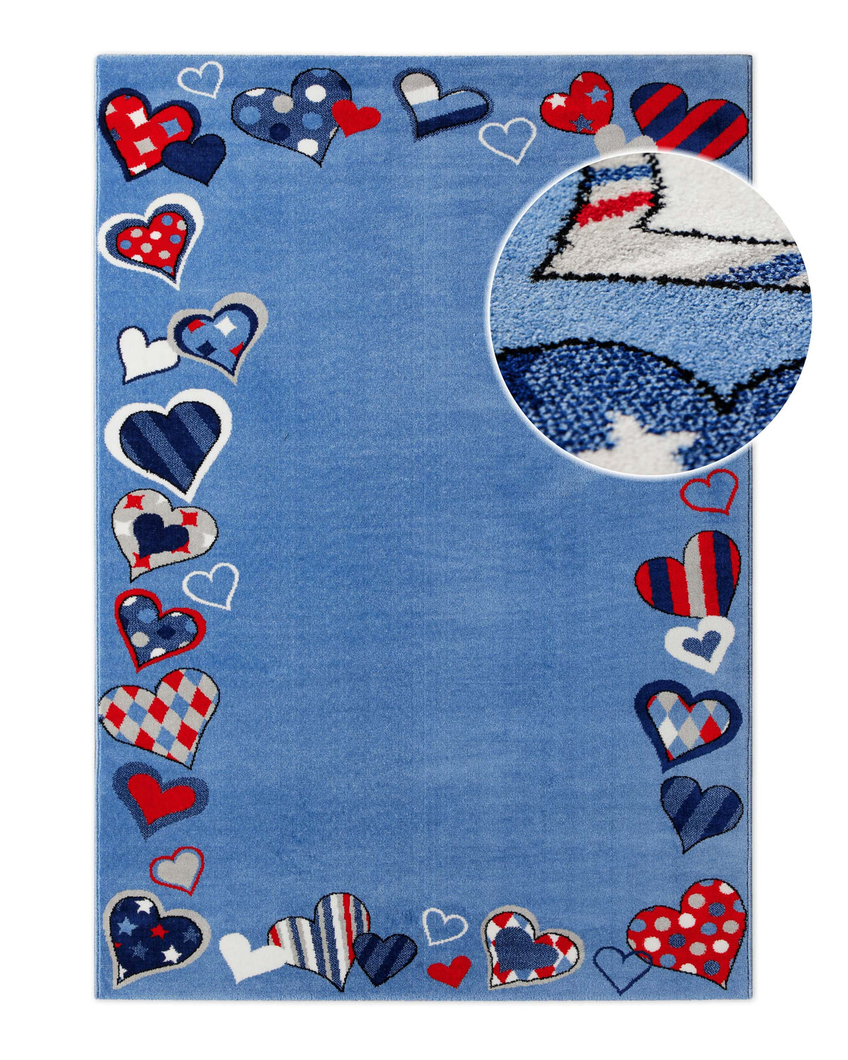 Kinderteppich Just Hearts in Blau mit unifarbener Mitte und gemustertem Rand aus Herzen in Rot, Weiß und Blau