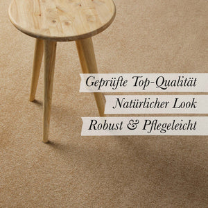{"class" => "product-thumbnails__image", "alt" => "Kurzflor Teppich Freja Sand Beige im Wohnraum mit Eigenschaften wie geprüfte Qualität und natürlicher Look"}