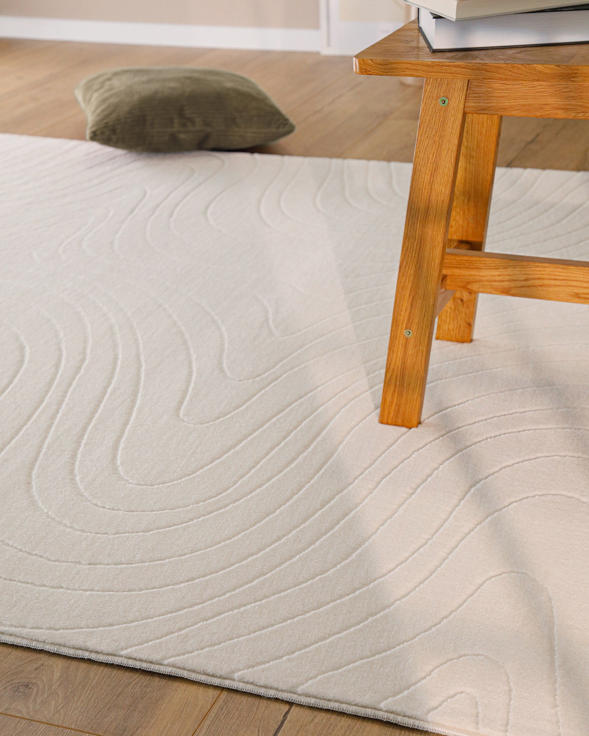 Kurzflor Teppich creme-weiß Strukturdetail weicher Flor