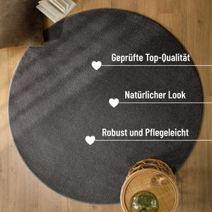 {"class" => "product-thumbnails__image", "alt" => "Kurzflor Teppich Vegas Anthrazit rund im Raum mit hervorgehobenen Eigenschaften wie robust und pflegeleicht"}