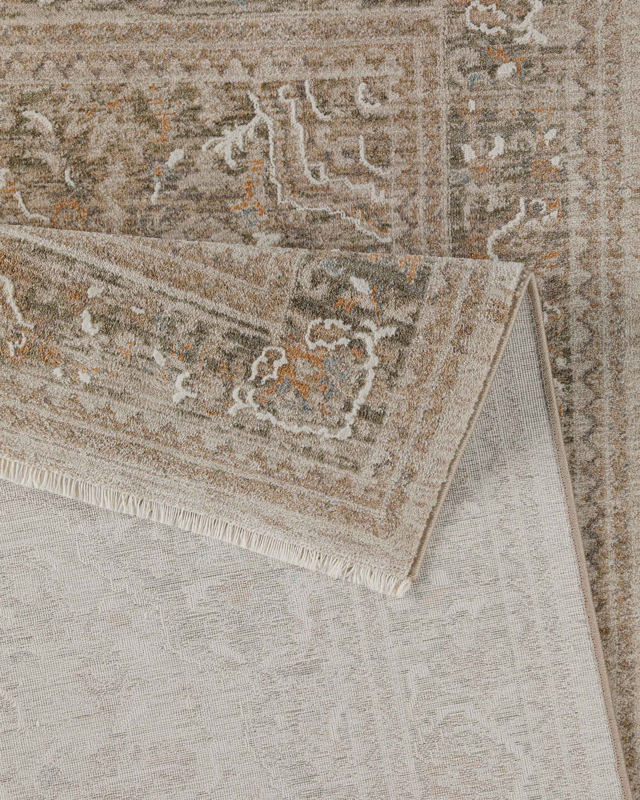 Esprit Kurzflor Teppich Soft Vintage in Sand Beige Detailaufnahme der Teppichkante und hochwertigen Verarbeitung
