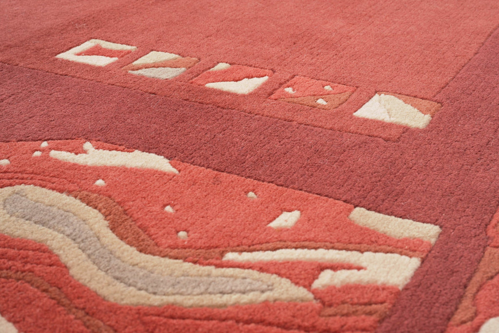 Handgeknüpfter tibetischer Teppich in rot mit Retro Bordüre – Neuwertig