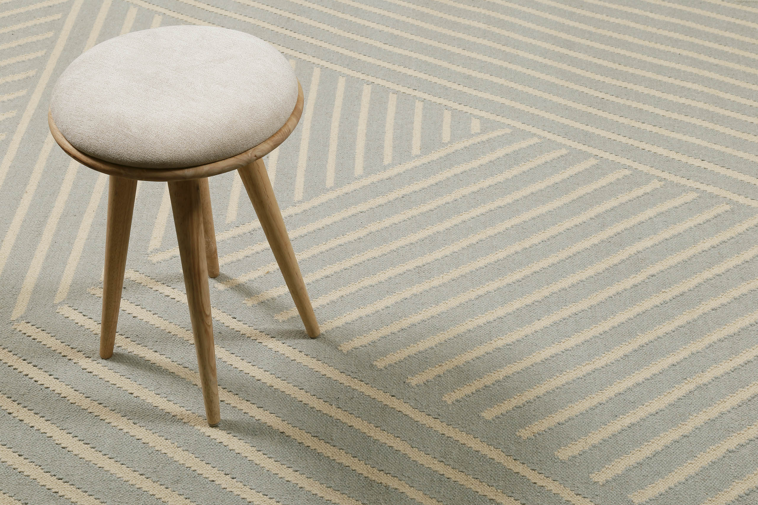 Kelim Teppich Pastell Grau "Modern Pop" WECONhome