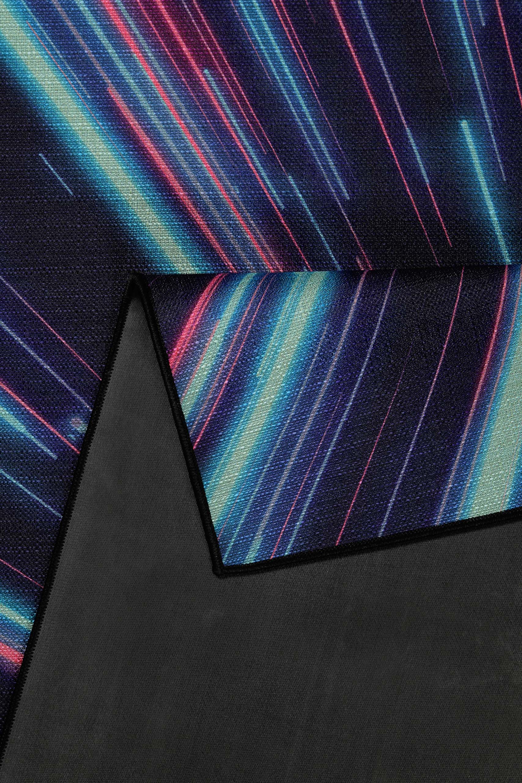 Gewebter Gamerteppich bedruckt Schwarz Multi "Neon Horizon" WECONhome