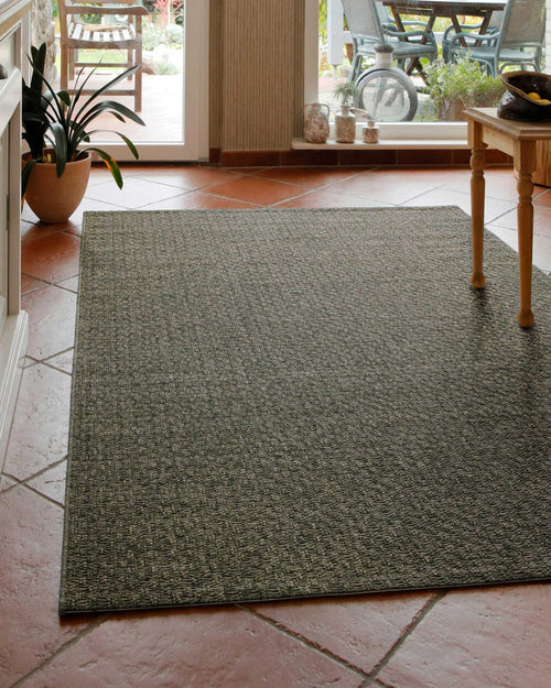 In-& Outdoor Teppich Miami South Beach grau oliv Ansicht im Raum rechteckig