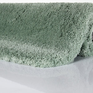 {"class" => "product-thumbnails__image", "alt" => "Badteppich Porto Azzurro Salbei Grün"}