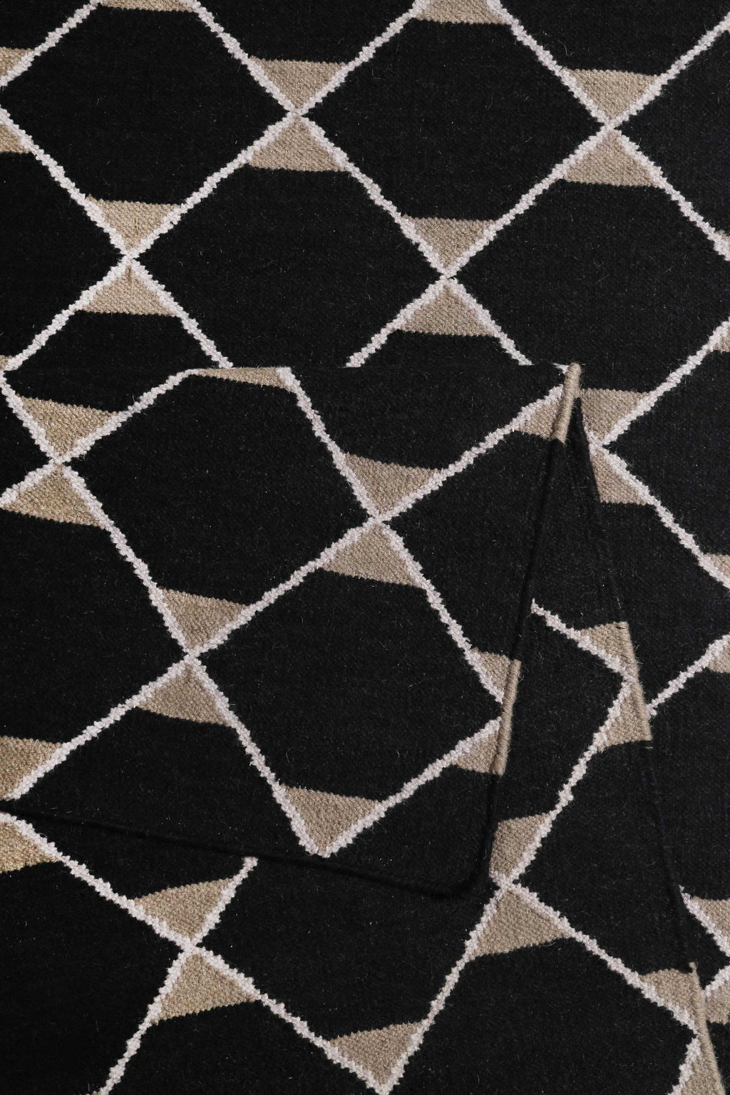 Esprit Kelim Teppich Schwarz aus Wolle "Aaron"