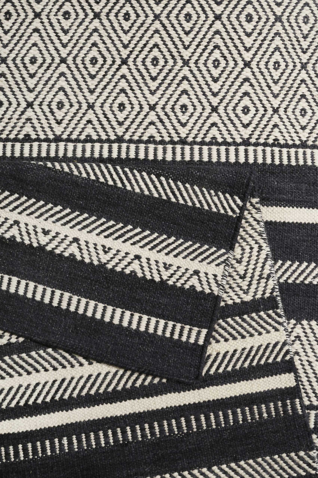 Esprit Kelim Teppich Schwarz Beige aus Wolle "Hudson"