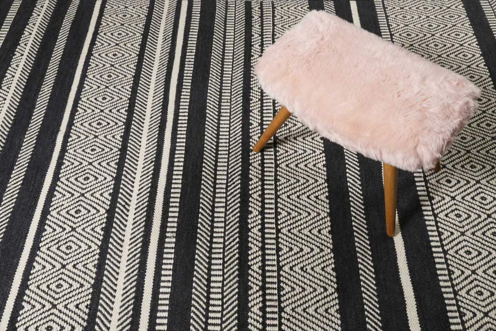 Esprit Kelim Teppich Schwarz Beige aus Wolle "Hudson"
