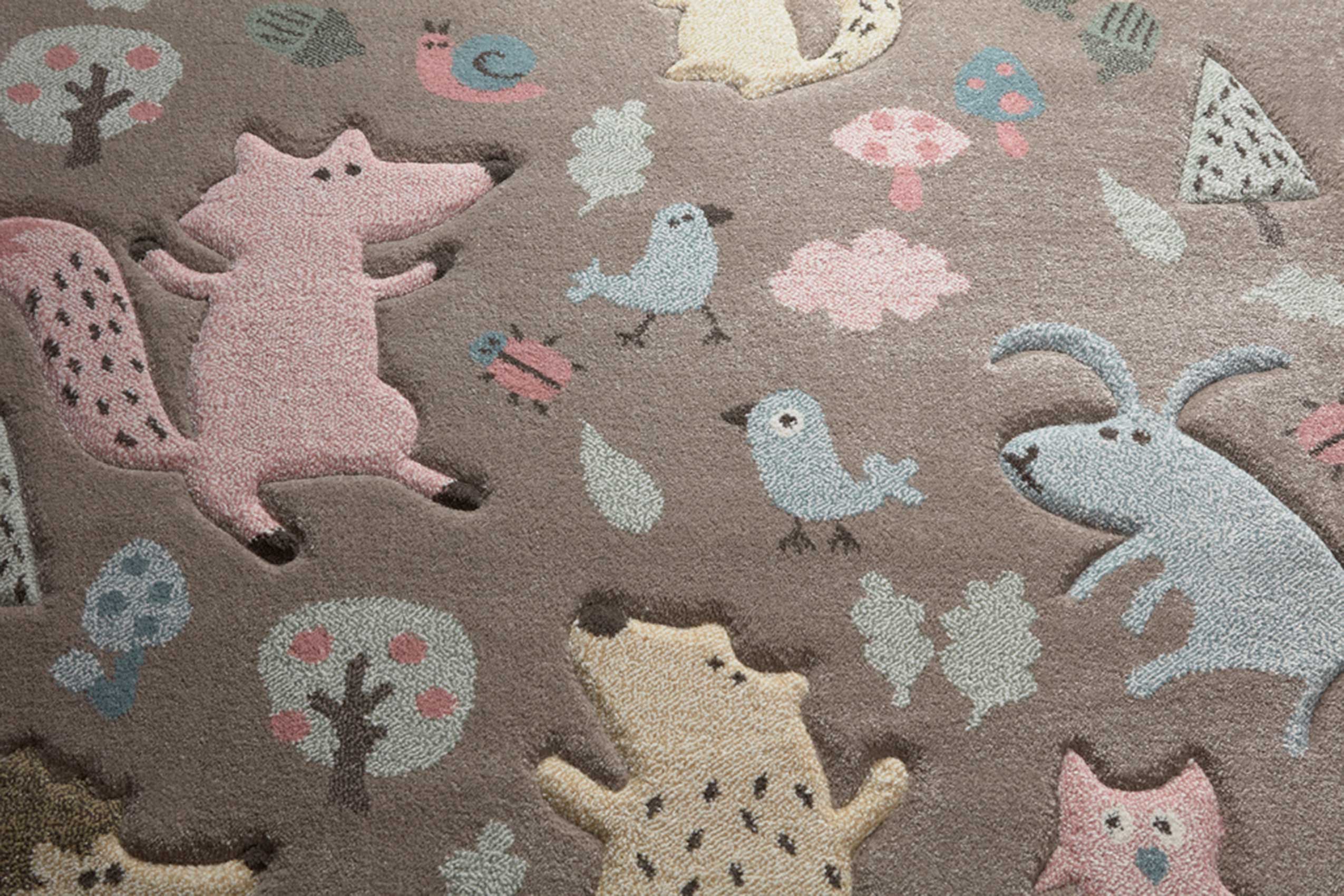 Kinderteppich dunkelbeige rosa blau "Forest" Sigikid