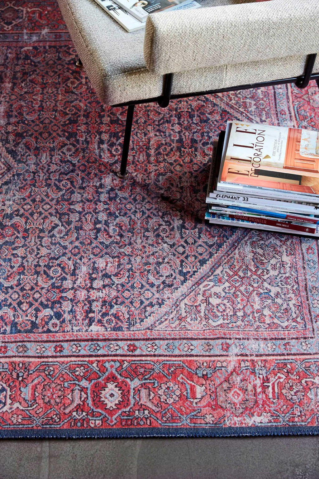 Vintage Teppich Rot Blau "Flashback" WECONhome