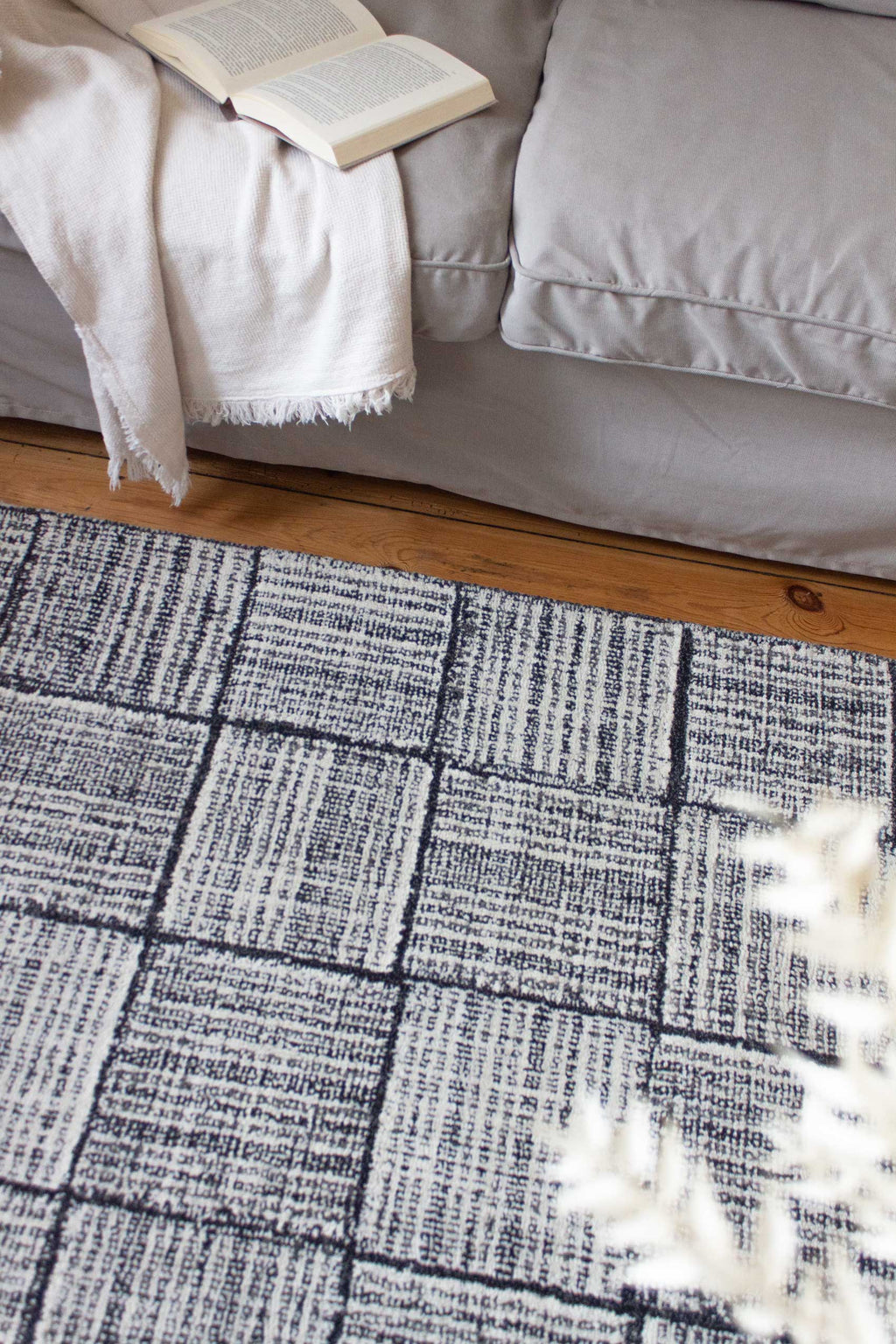 Teppich Hellgrau aus Naturfaser "Lasse" WECONhome