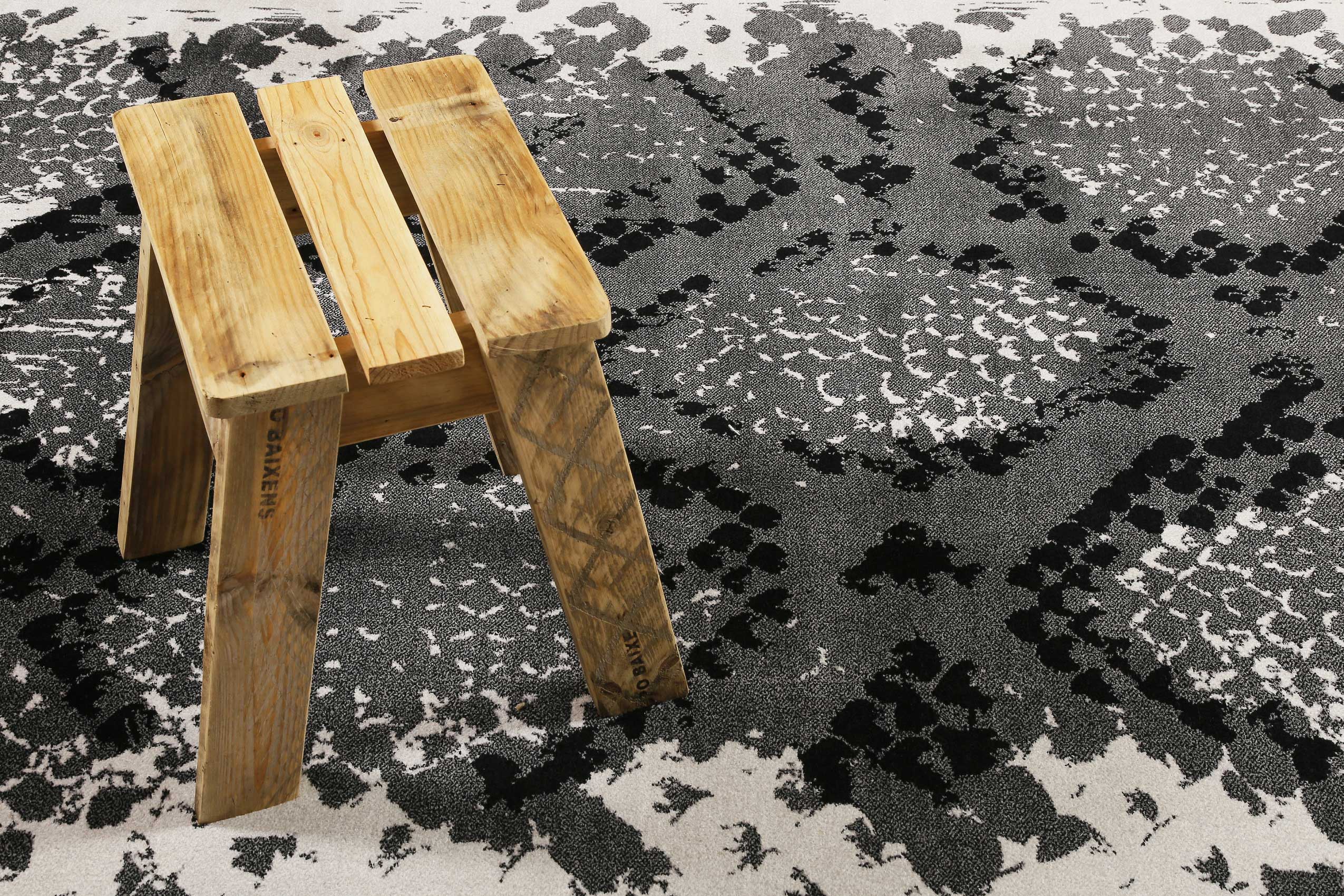 Teppich Animal Print Grau Silber "Phyton" WECONhome