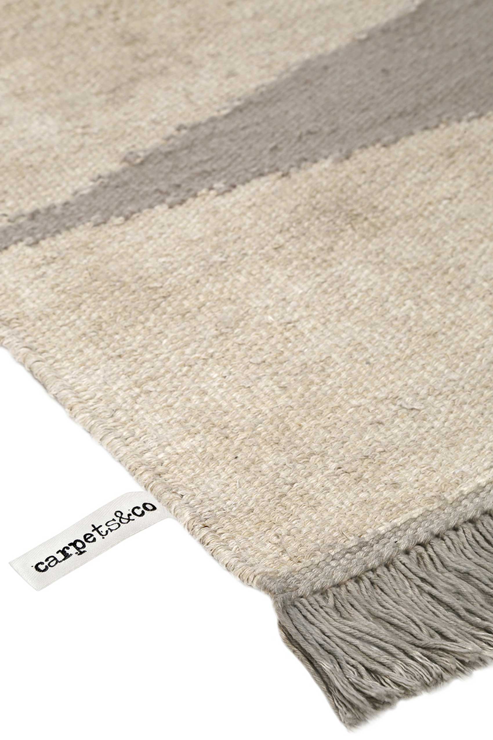 Kelim Teppich Taupe Beige aus Naturfaser "Smart Triangle" WECONhome